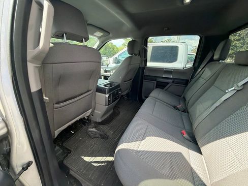 Used 2018 Ford F150 XLT w/ Equipment Group 302A Luxury AWD/4WD image 11
