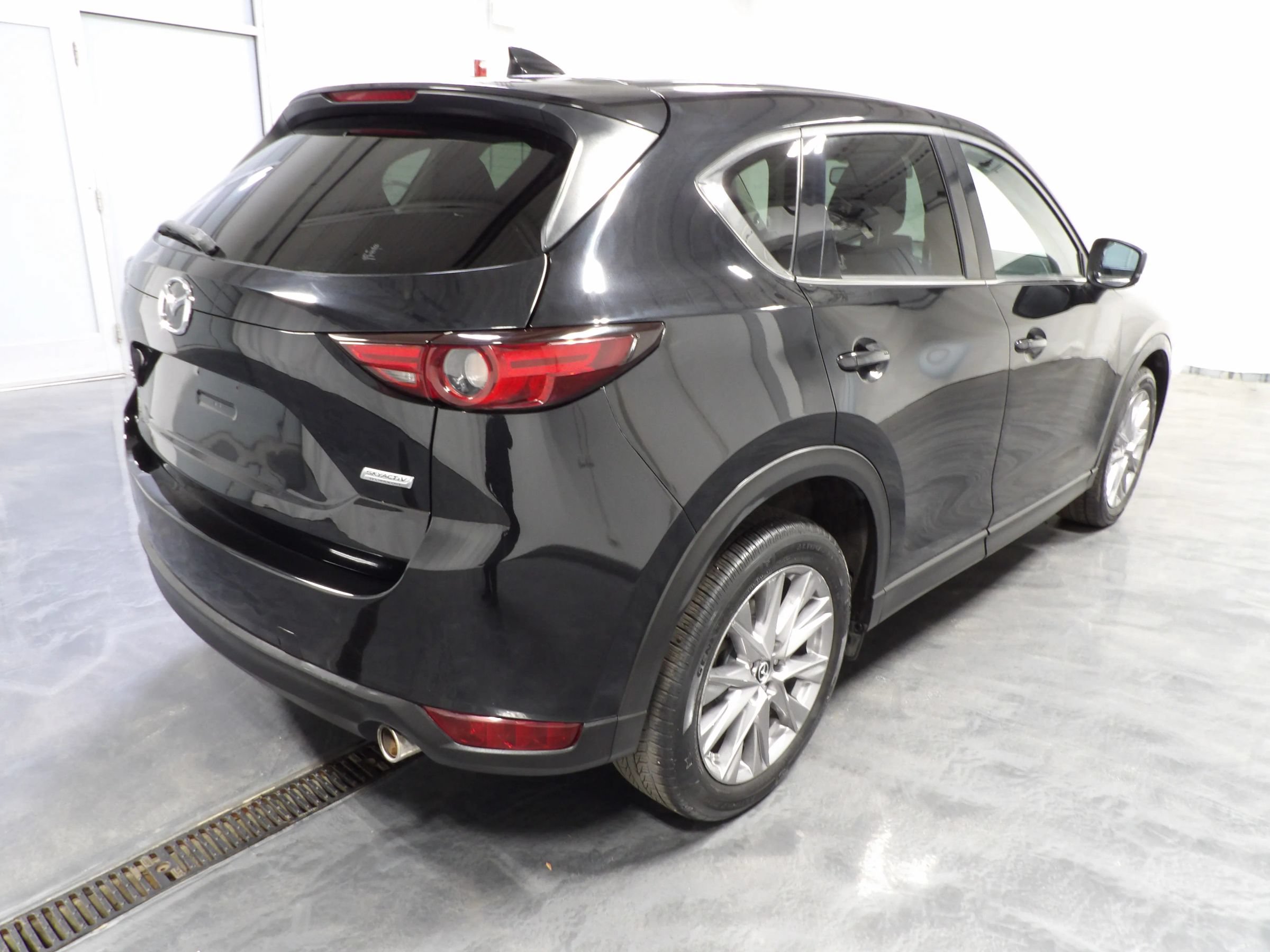 Used 2018 MAZDA CX-5 Grand Touring AWD/4WD image 4