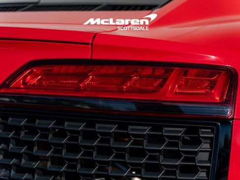 Used 2021 Audi R8 V10 w/ Premium Package image 21