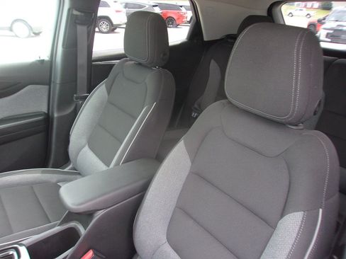 Used 2024 Chevrolet TrailBlazer LT w/ Driver Confidence Package FWD image 12