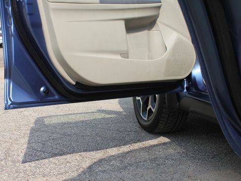 Used 2015 Subaru Crosstrek 2.0i Premium image 46