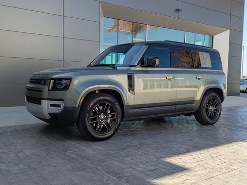 Used 2025 Land Rover Defender 110 S image 1