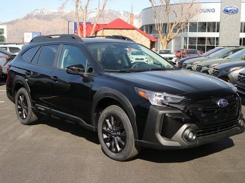 Used 2025 Subaru Outback Onyx Edition image 1