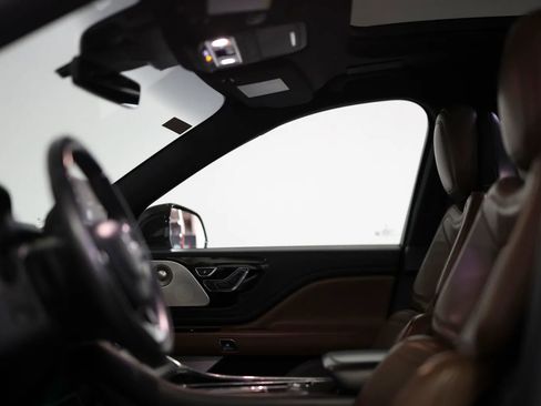 Used 2020 Lincoln Aviator Reserve w/ Equipment Group 201A image 27