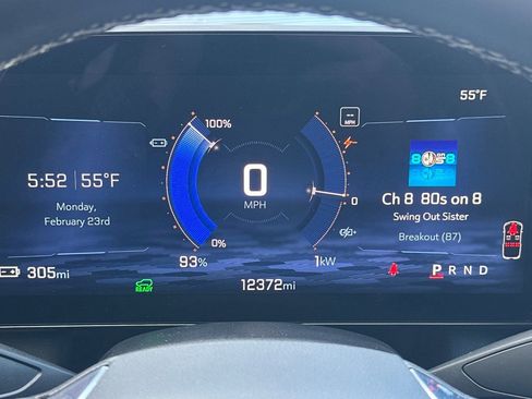 Used 2025 Chevrolet Equinox EV LT w/ Convenience Package image 24