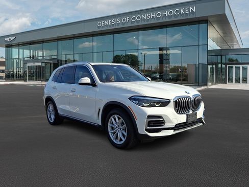 Used 2023 BMW X5 xDrive40i AWD/4WD image 2