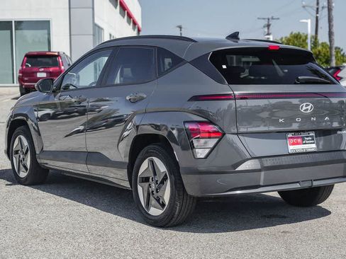 Used 2024 Hyundai Kona SEL FWD image 8