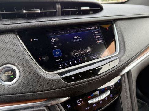 Used 2022 Cadillac XT5 Premium Luxury w/ LPO, Floor Liner Package image 17