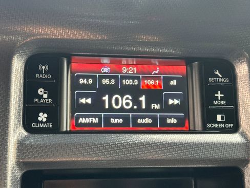 Used 2014 Dodge Charger SE image 22