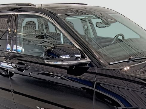 Used 2022 Jeep Grand Cherokee L Limited image 17