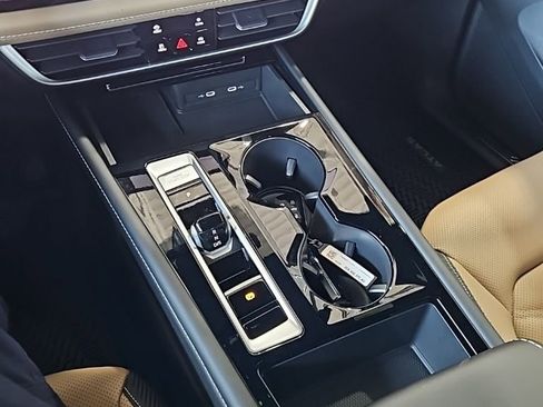 New 2026 Volkswagen Atlas Cross Sport SE image 32