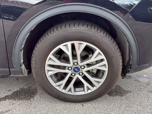 Used 2022 Ford Escape SEL w/ Equipment Group 302A AWD/4WD image 14