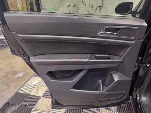 Used 2019 Volkswagen Atlas SE w/ Towing Package image 29