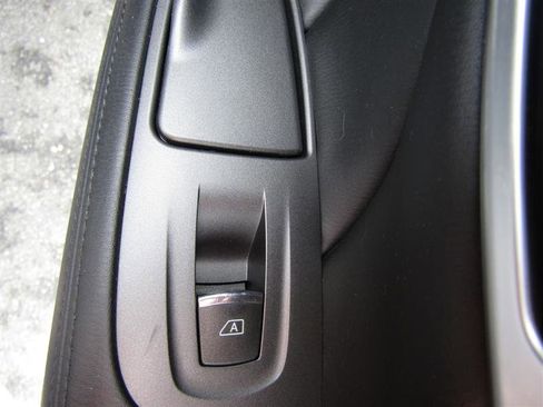 Used 2016 INFINITI Q70 L 3.7 image 41