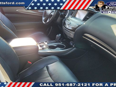 Used 2019 INFINITI QX60 Luxe w/ Essential Package image 15