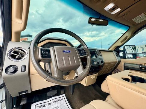 Used 2012 Ford F250 Lariat w/ Lariat Interior Pkg AWD/4WD image 12