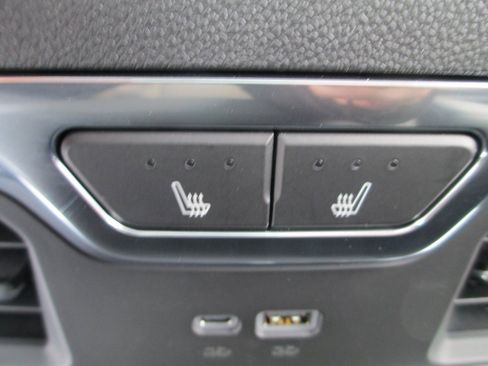 New 2026 GMC Sierra 1500 SLT w/ SLT Convenience Package image 13