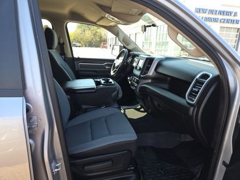 Used 2019 RAM 1500 Big Horn AWD/4WD image 30