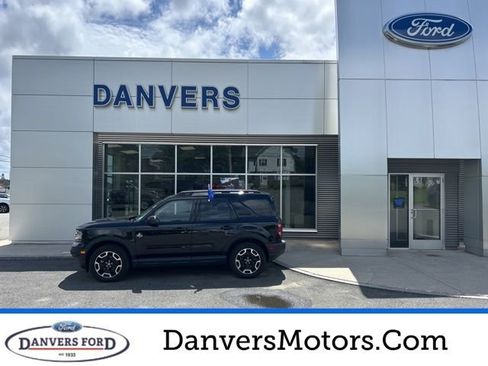 Certified 2023 Ford Bronco Sport Outer Banks w/ Tech Package AWD/4WD image 1