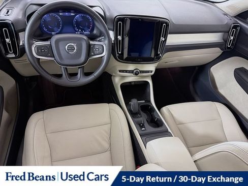 Used 2019 Volvo XC40 T5 Momentum AWD/4WD image 26