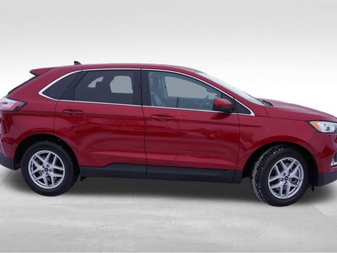 Certified 2021 Ford Edge SEL w/ Convenience Package image 4