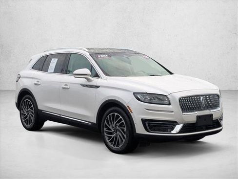 Used 2019 Lincoln Nautilus Reserve image 3