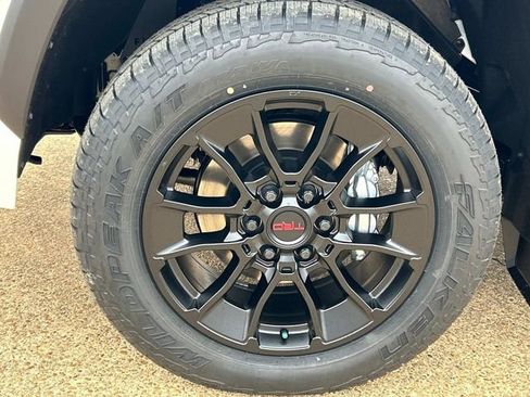 New 2025 Toyota Tundra SR5 image 10