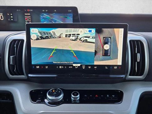 New 2026 Ford Expedition Active RWD image 14