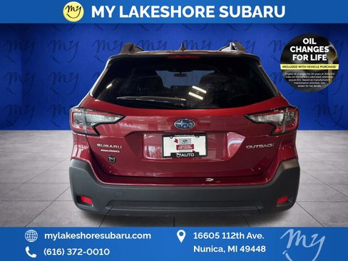 Certified 2025 Subaru Outback Premium AWD/4WD image 10