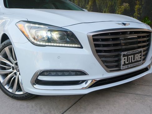 Used 2019 Genesis G80 5.0 Ultimate image 6