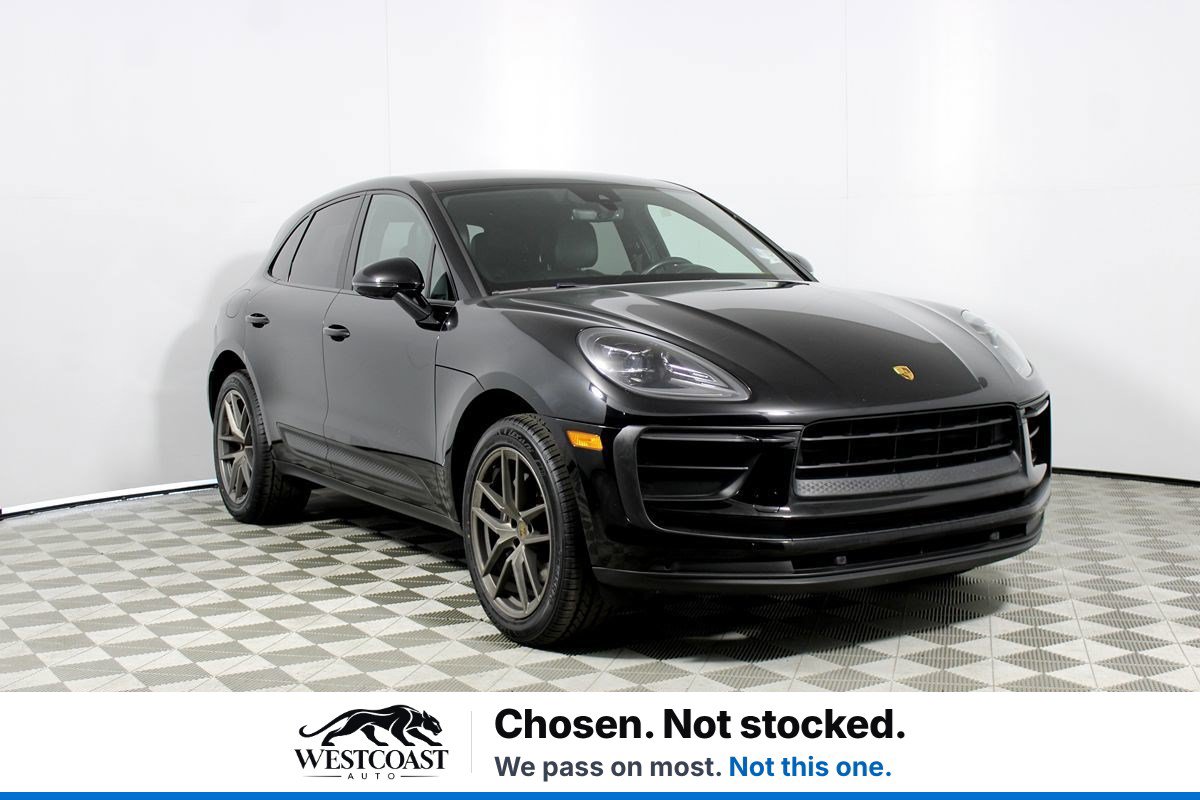 Used 2022 Porsche Macan AWD/4WD image 1