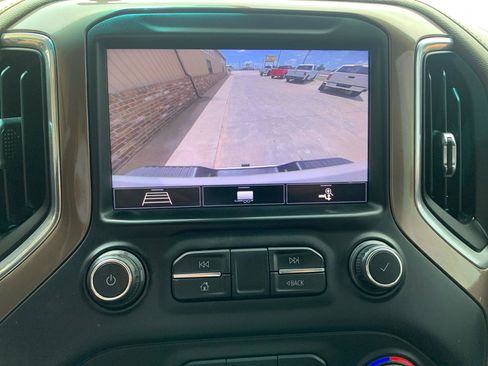 Used 2020 Chevrolet Silverado 3500 High Country w/ Z71 Off-Road Package AWD/4WD image 34