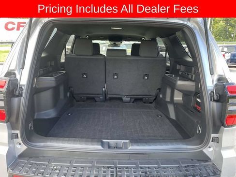 Used 2025 Toyota 4Runner SR5 AWD/4WD image 14
