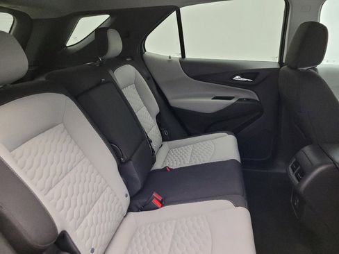 Used 2020 Chevrolet Equinox LT FWD image 19