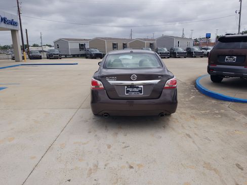 Used 2015 Nissan Altima 2.5 SL w/ Moonroof Package image 6