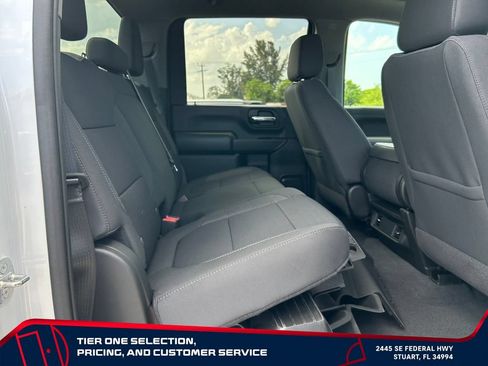 Used 2022 Chevrolet Silverado 2500 LT AWD/4WD image 17