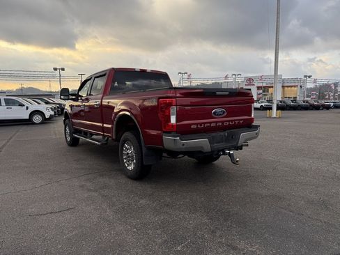 Used 2019 Ford F250 XLT w/ XLT Premium Package image 5