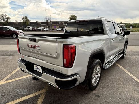 Used 2022 GMC Sierra 1500 Denali image 7