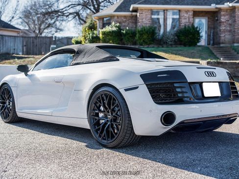 Used 2015 Audi R8 V8 w/ Full Leather Package image 18