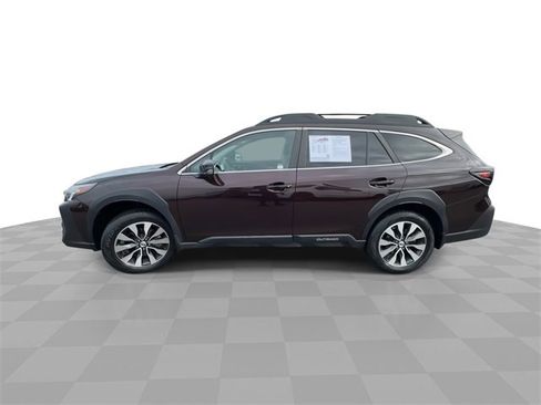 Used 2023 Subaru Outback Limited image 5