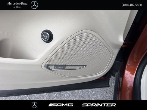 Used 2021 Buick Envision Essence w/ Technology Package I image 13