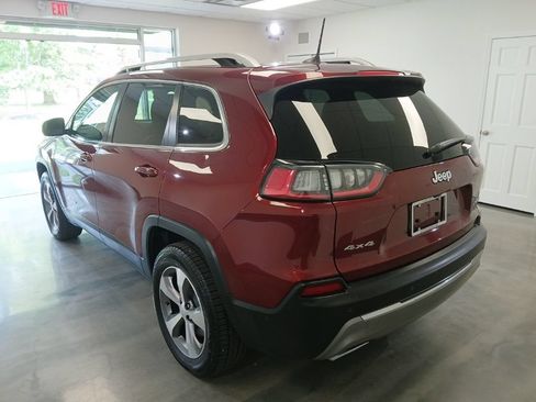 Used 2021 Jeep Cherokee Limited AWD/4WD image 3