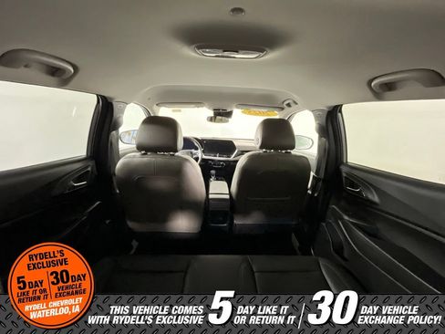 Used 2025 Chevrolet Trax ACTIV w/ Driver Confidence Package FWD image 9