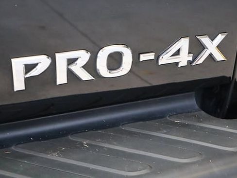 Used 2021 Nissan Frontier PRO-4X w/ Pro-4x Utility Package AWD/4WD image 37
