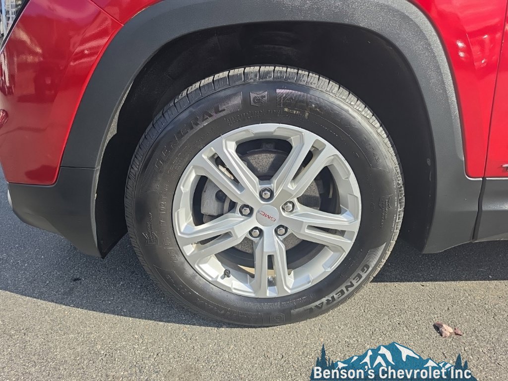 Used 2022 GMC Terrain SLE w/ Driver Convenience Package AWD/4WD image 10