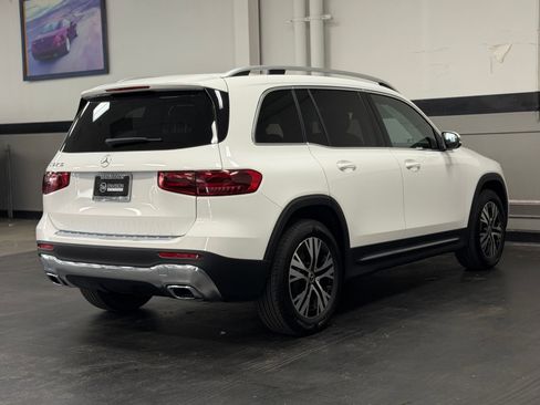 Used 2026 Mercedes-Benz GLB 250 image 13