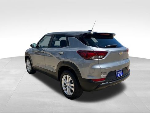 Certified 2023 Chevrolet TrailBlazer LS FWD image 4