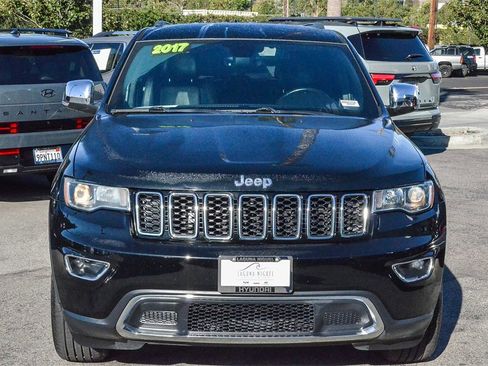 Used 2017 Jeep Grand Cherokee Limited w/ Trailer Tow Group IV image 2