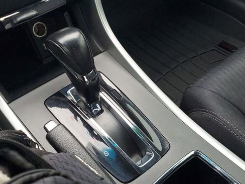 Used 2013 Honda Accord Sport image 36