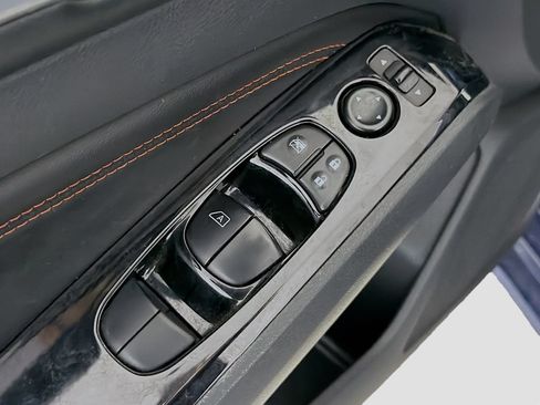 Used 2023 Nissan Altima 2.5 SR FWD image 21